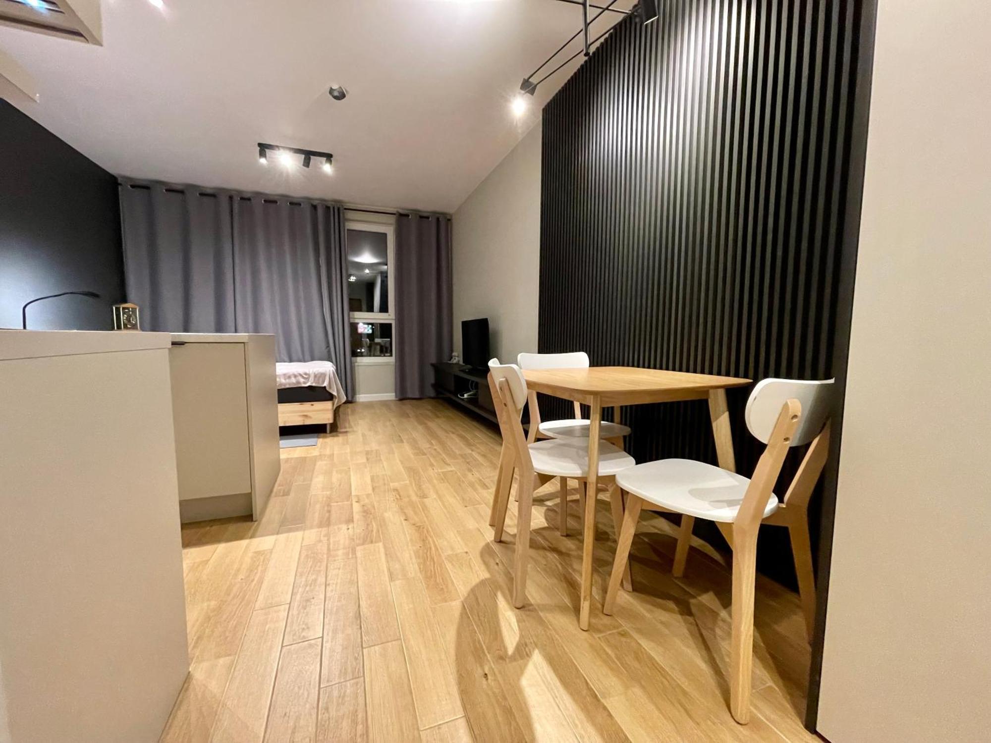 Time&House Pileckiego Przy Centrum Onkologi I Klinice Novum Apartament Na Wylacznosc Pokoj,Sypialnia,Lozko, Lazienka,Kuchnia Apartment Warsawa Bagian luar foto
